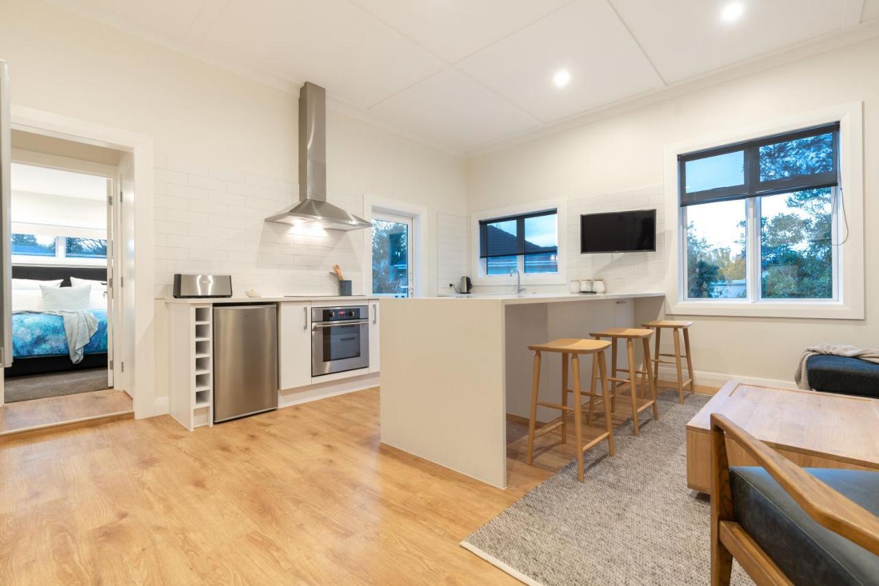 The Village Reserve Boutique Accomodation Auckland Exteriör bild