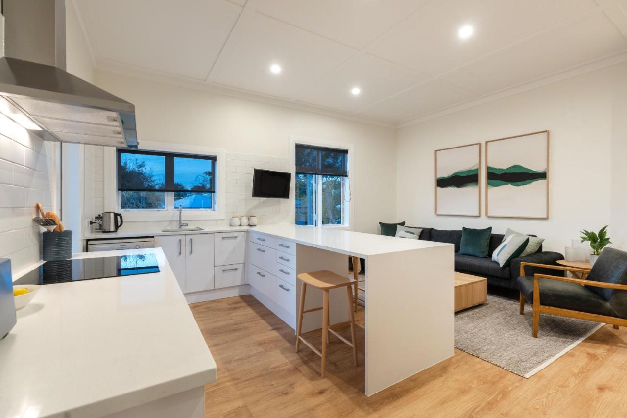 The Village Reserve Boutique Accomodation Auckland Exteriör bild